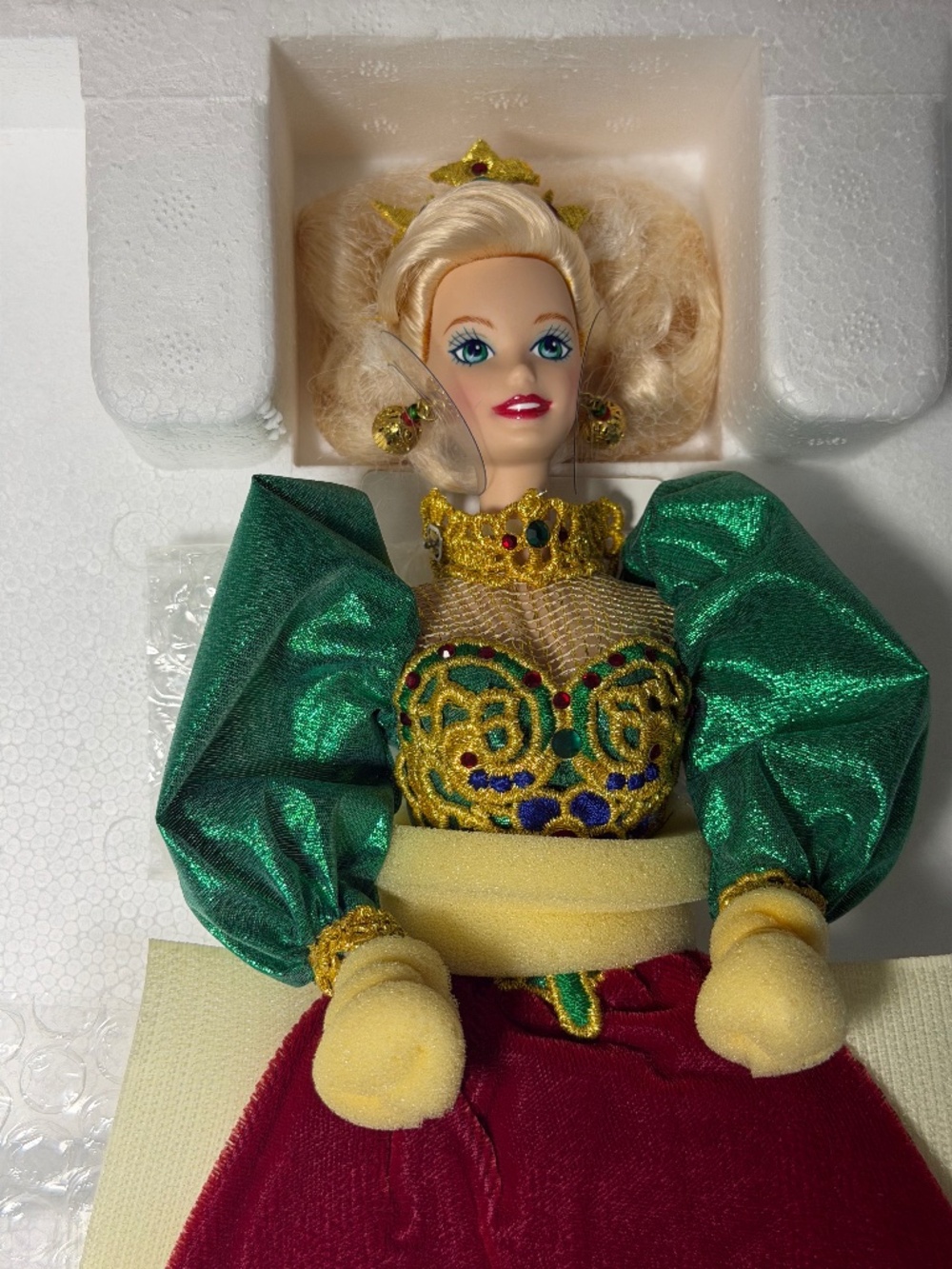 Vintage Holiday Jewel Barbie – Porcelain Collection – New in Box